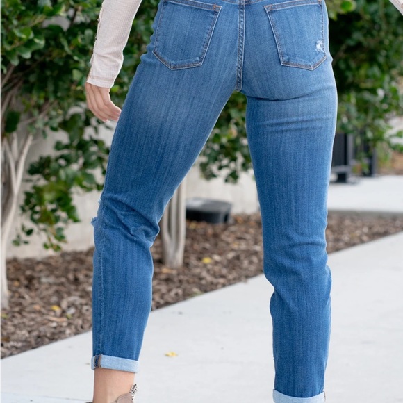 Judy Blue Medium Blue Boyfriend Skinny Pull On Jeans - Picture 9 of 10